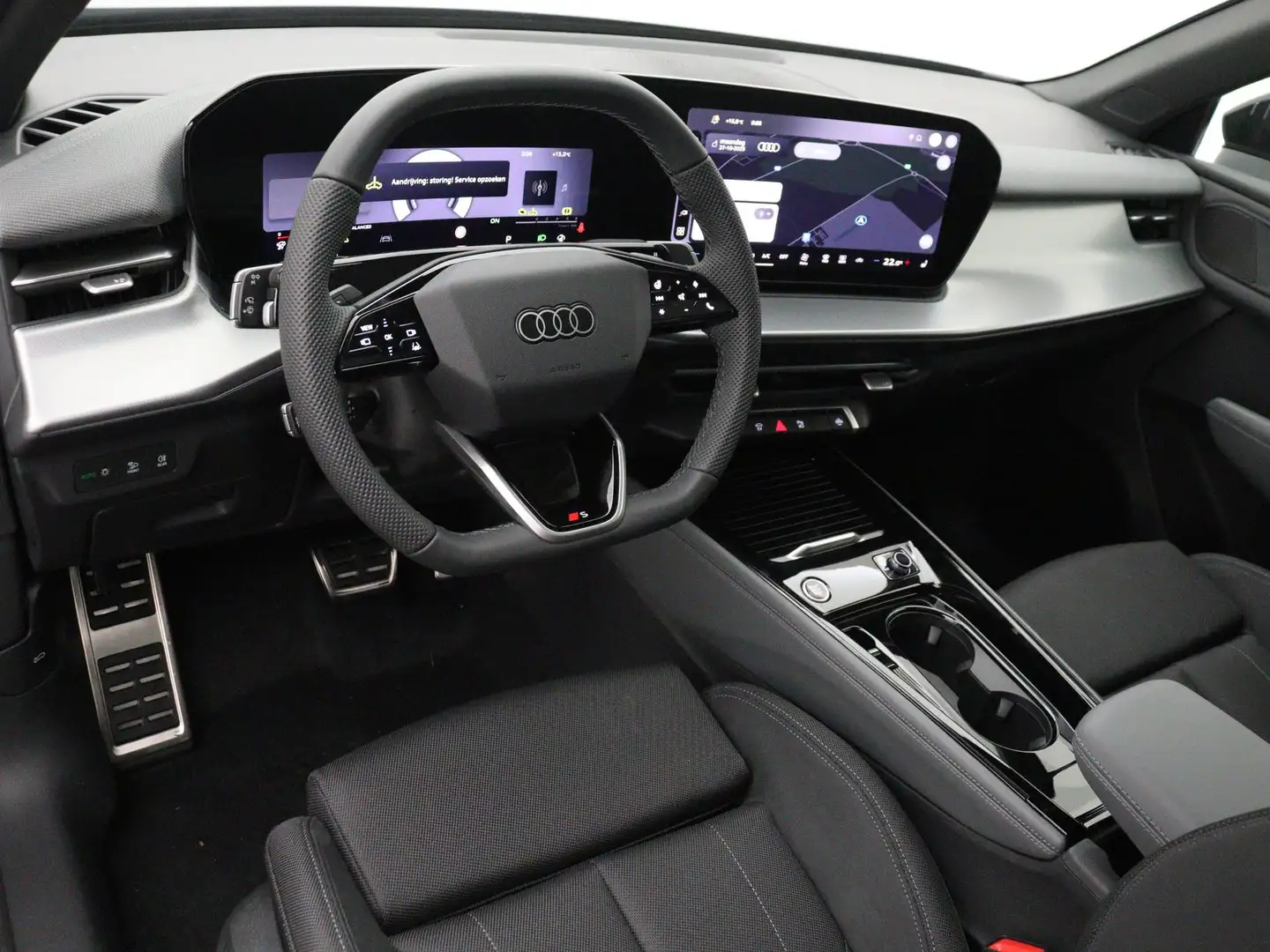 Audi Q3 S edition 1.5 e-hybrid 200 kW / 272 PK Gris - 2