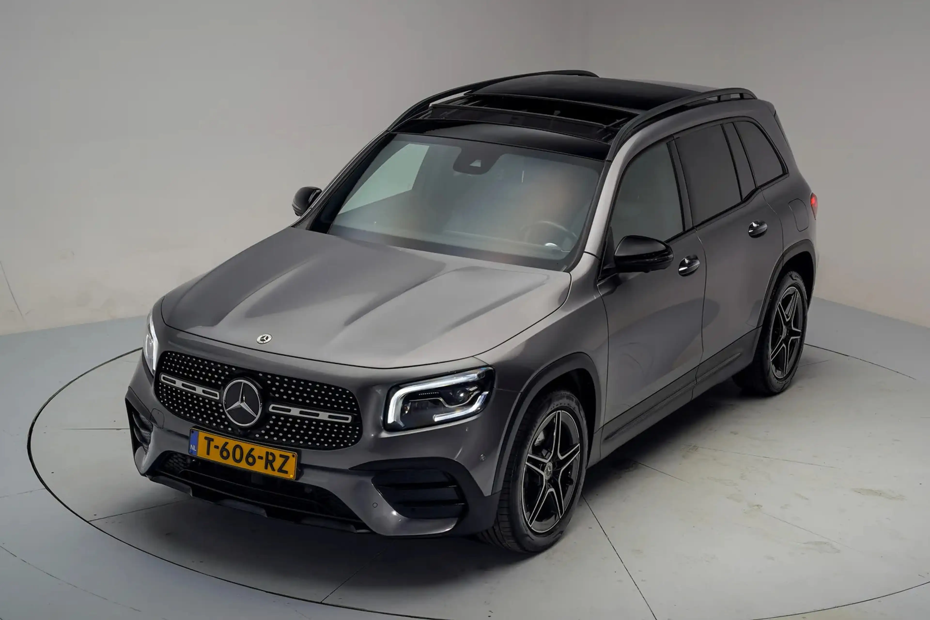 Mercedes-Benz GLB 200 AMG Line Aut. 7 pers. [ Panorama Leder/Alcantara S — photo 14