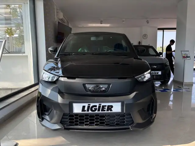 Ligier JS 50 DCI Select