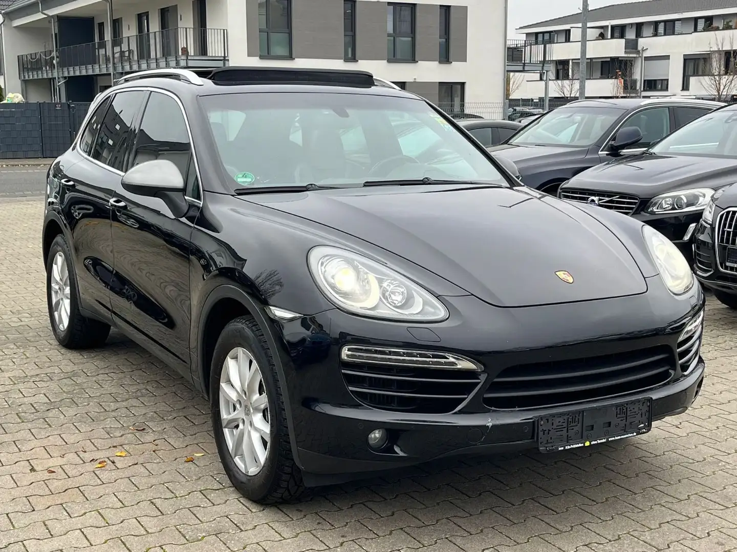 Porsche Cayenne 3.0 d Diesel Panorama Xenon Leder 245PS Schwarz - 2