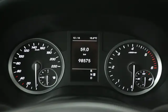 Mercedes-Benz Vito view 13