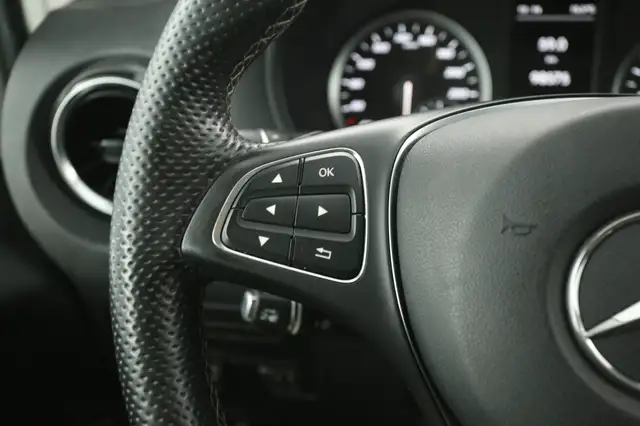Mercedes-Benz Vito view 14