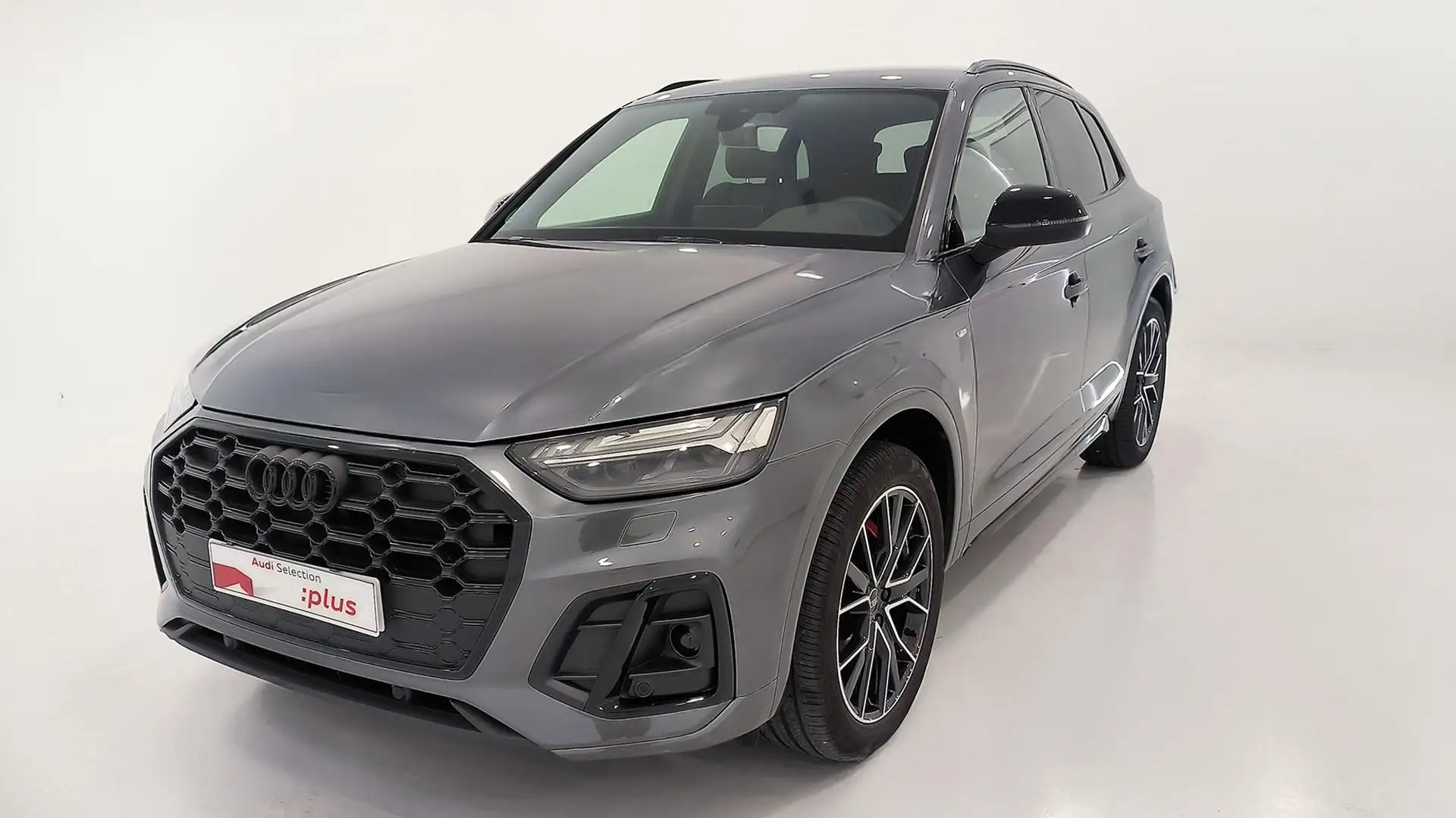 Audi Q5 35 TDI Black line S tronic Grijs - 1