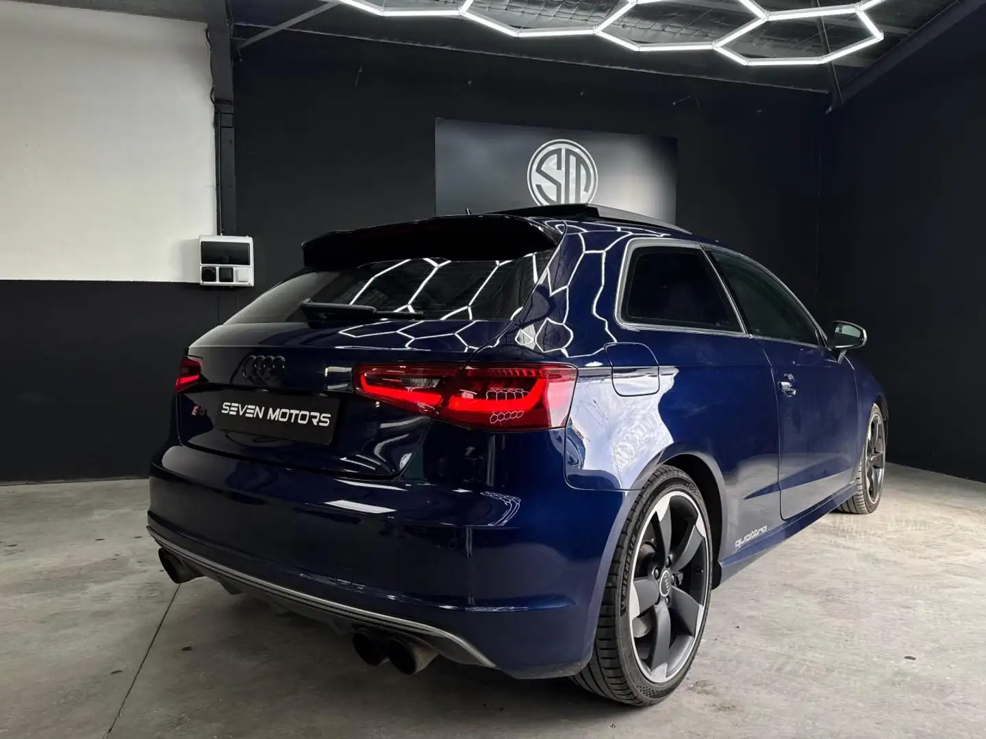 Audi S3 Quattro 2.0 TFSI 300 S-TRONIC Toit Ouvrant / Siéges chauffant / Ligne Miltek Bleu - 2