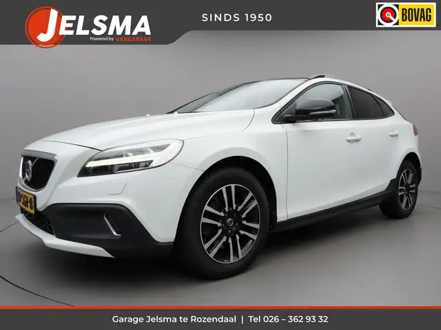 Volvo V40 Cross Country 1.5 T3 Nordic+ 153pk Aut., Trekhaak | Clima | Navi