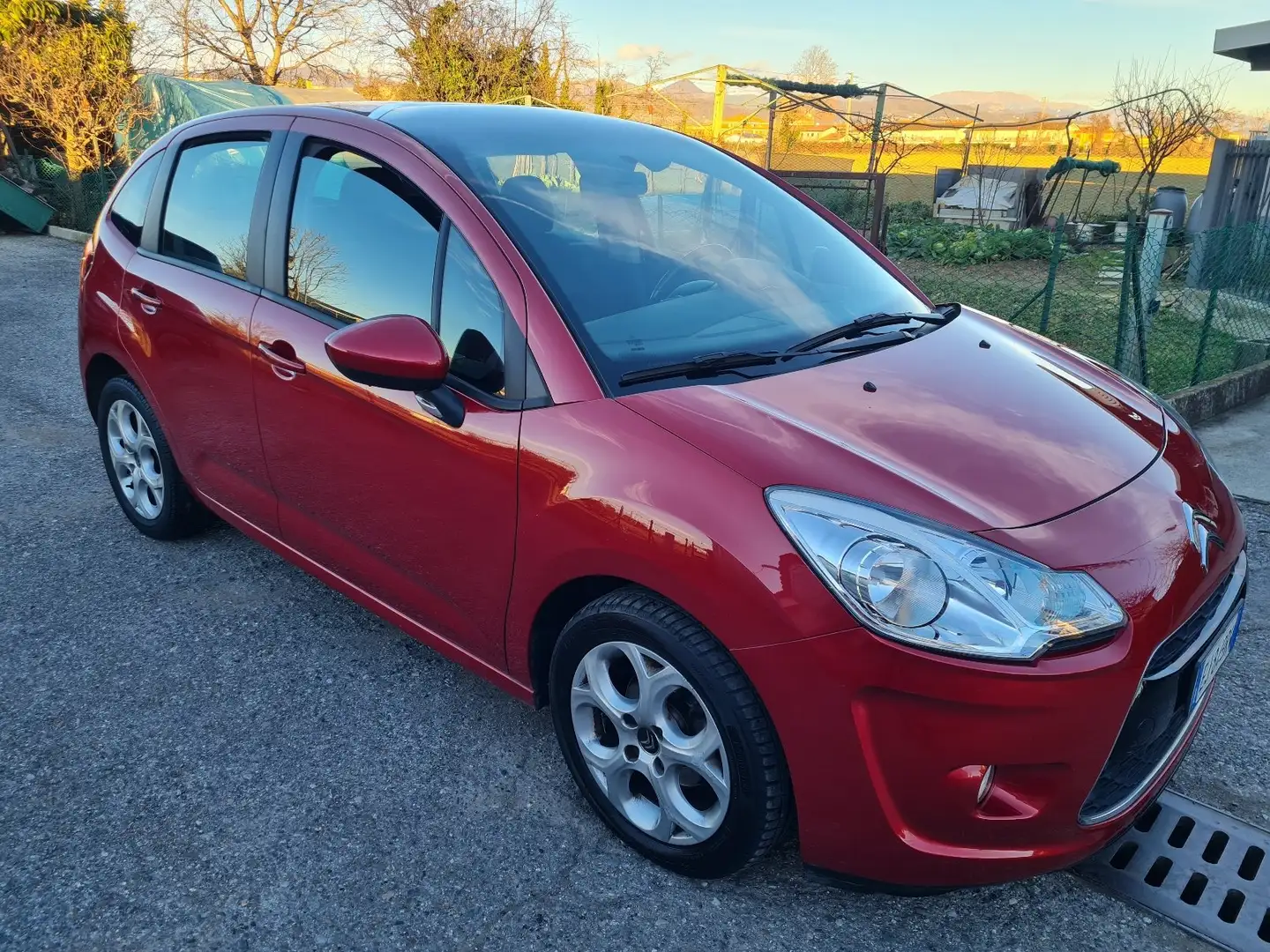 Peugeot 208 2012 5p 1.2 puretech (vti) 12v Active Rood - 2