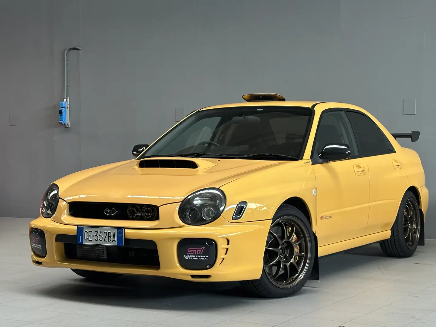 Subaru Impreza STI S202 Or - 1