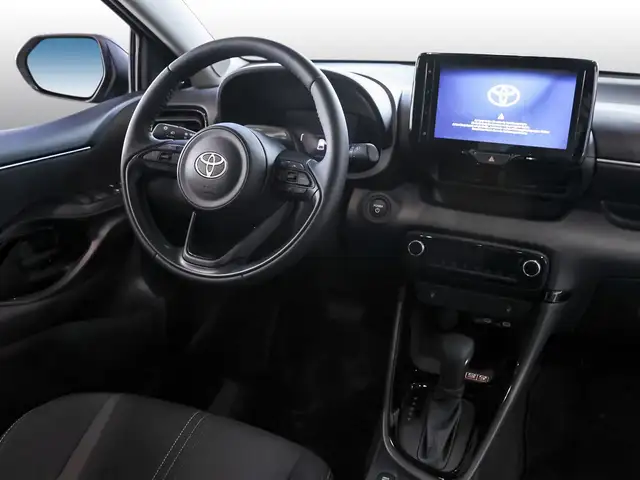Toyota Yaris view 5