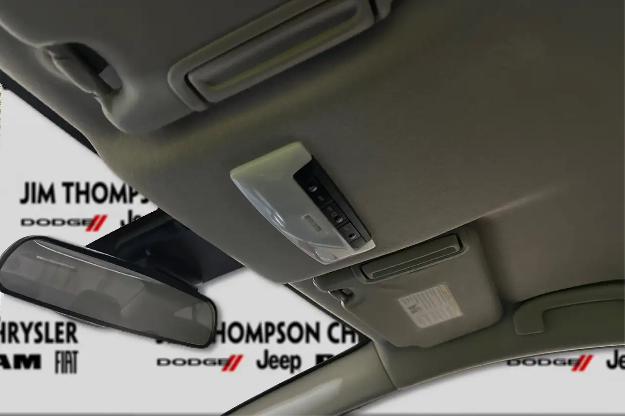 Nissan Versa снимка Nissan Versa