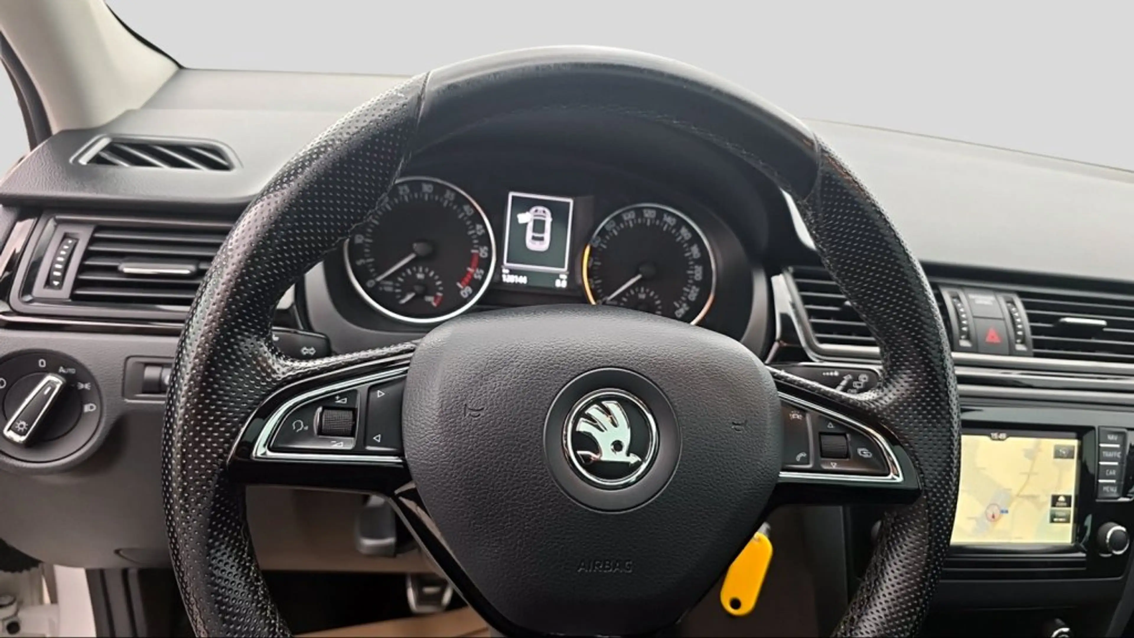 Skoda Rapid/Spaceback k 1,6 TDI Sport — photo 8