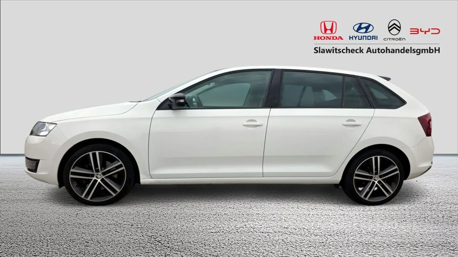 Skoda Rapid/Spaceback k 1,6 TDI Sport Weiß - 2