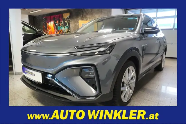 MG Marvel R Luxury Panorama