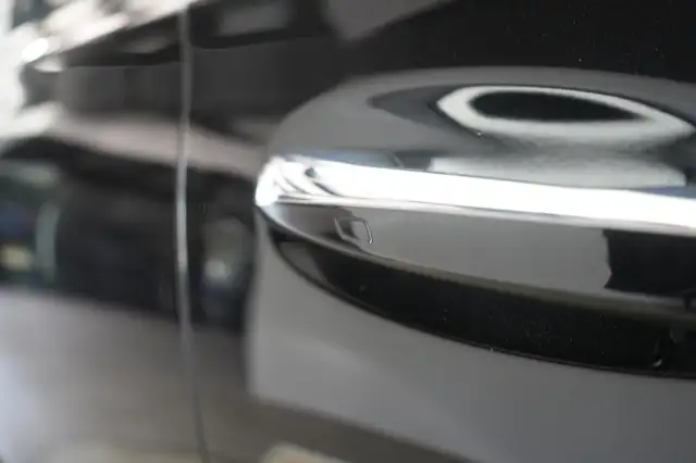 Mercedes-Benz Gle Class view 15