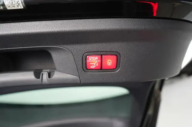 Mercedes-Benz Gle Class view 8