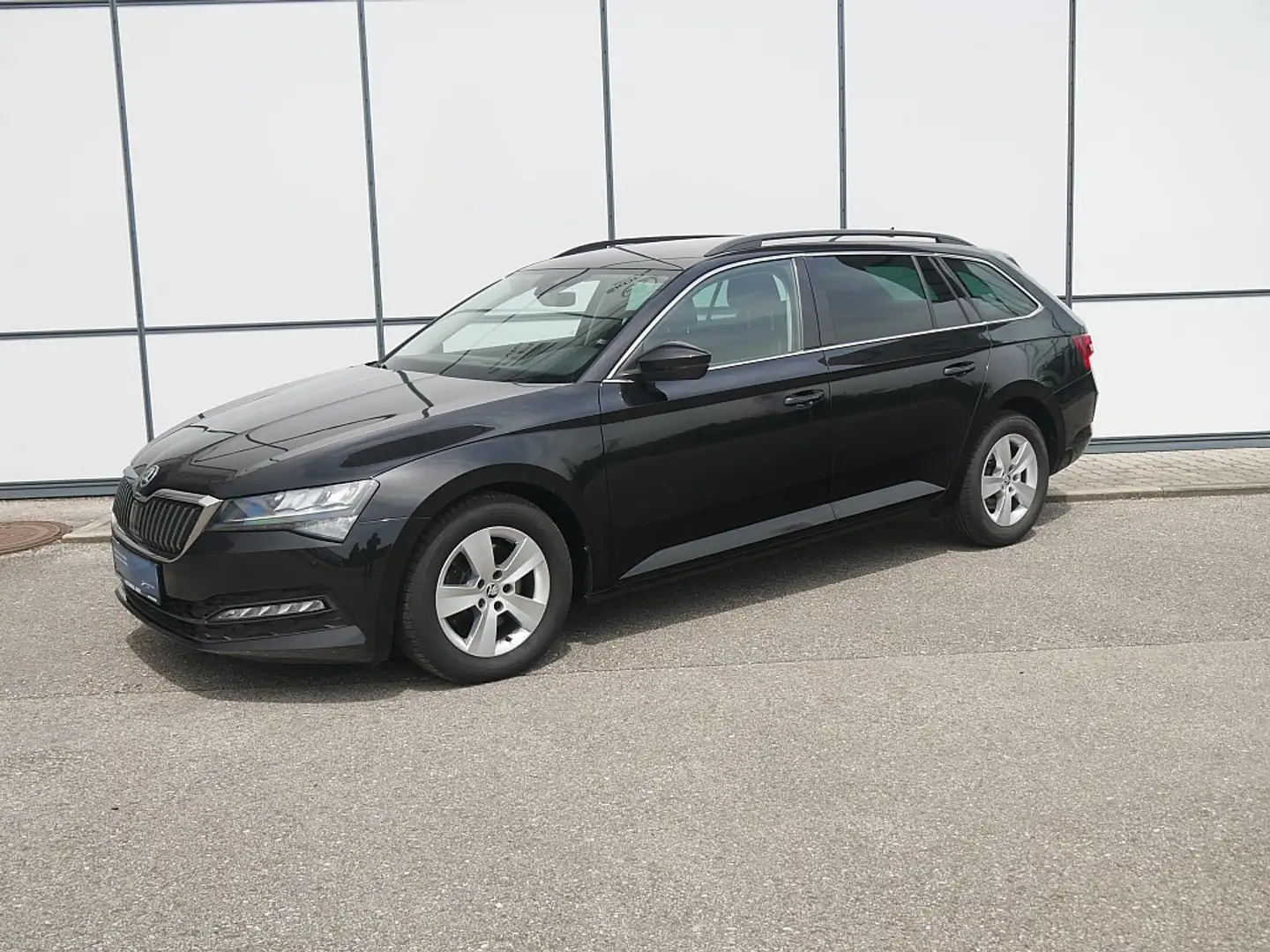 Skoda Superb Combi 2,0 TDI Ambition DSG, Navi, LED, virt. Co... Noir - 2
