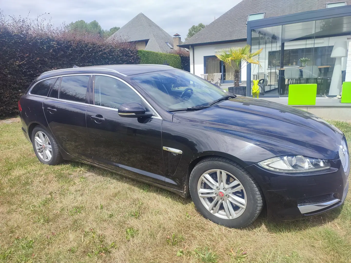 Jaguar XF XF SW 2.2 D Automatique Full Bi xenon Carnet Zwart - 1