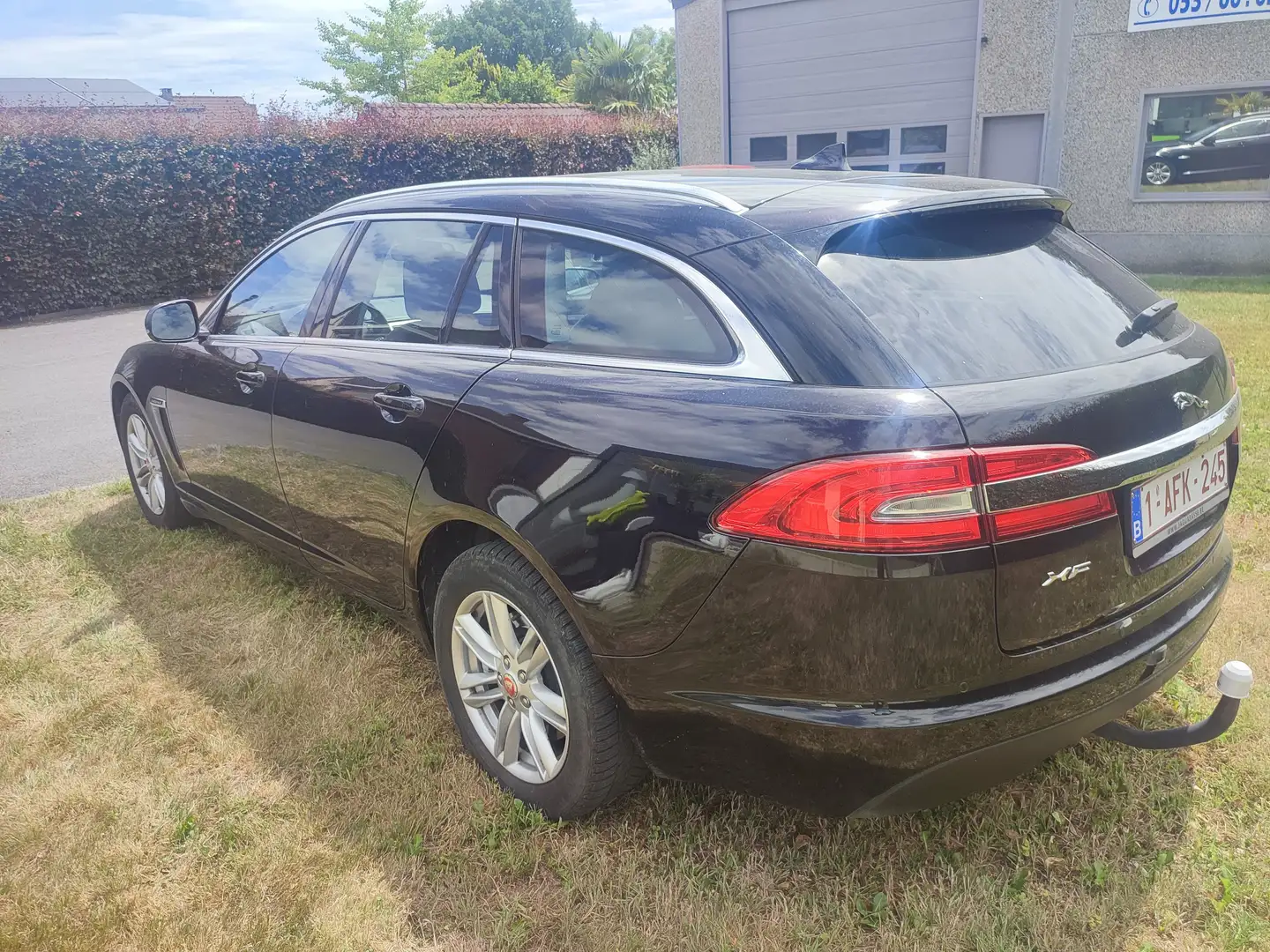 Jaguar XF XF SW 2.2 D Zwart - 1