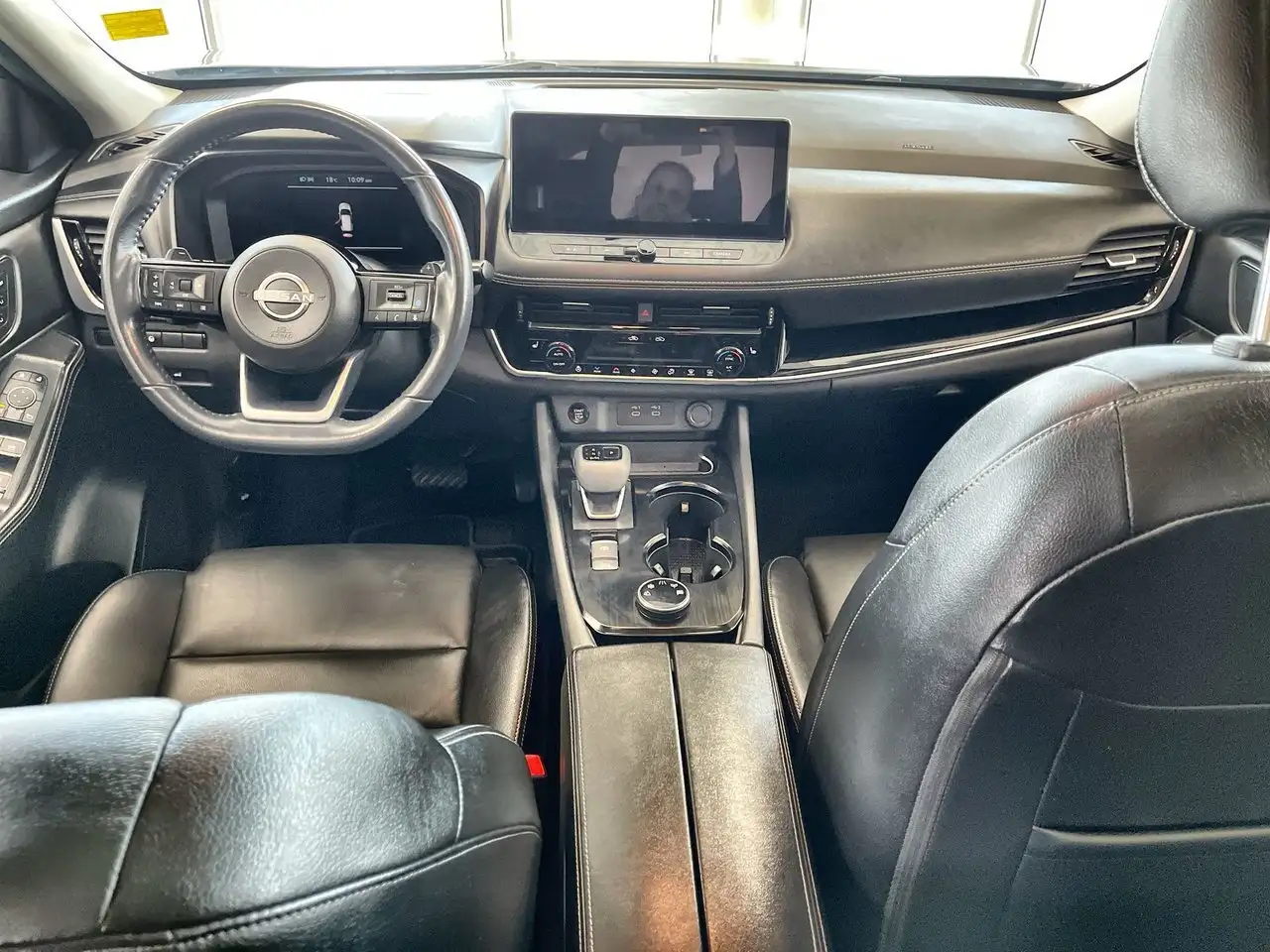 Nissan Rogue photo Nissan Rogue