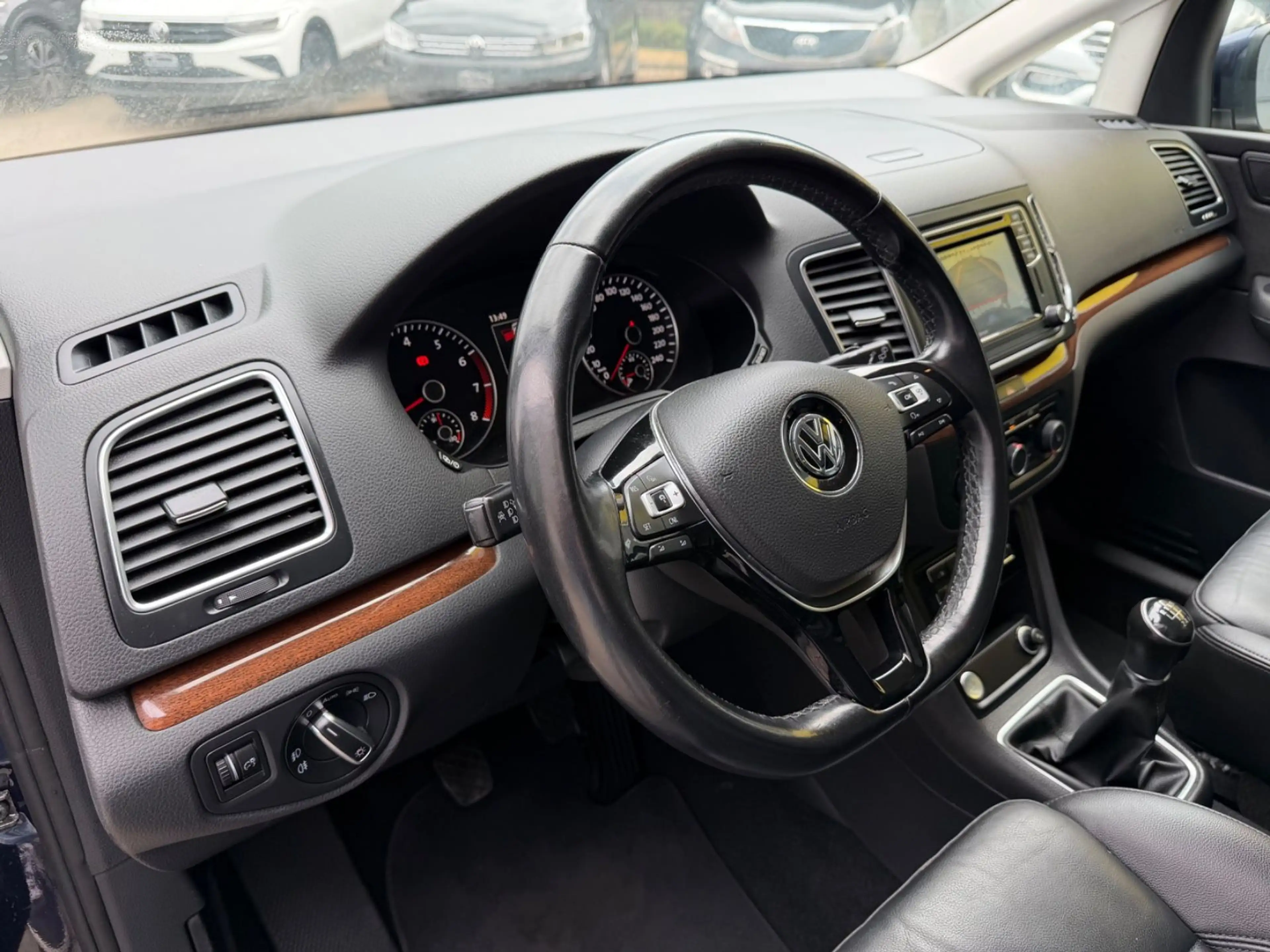 Volkswagen Sharan Highline BMT/KAMERA/XENON/NAVI/SHZ/ — photo 13