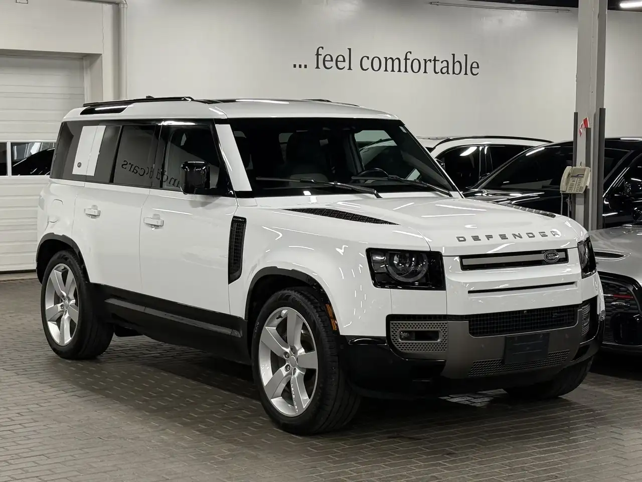 Land Rover Defender снимка Land Rover Defender