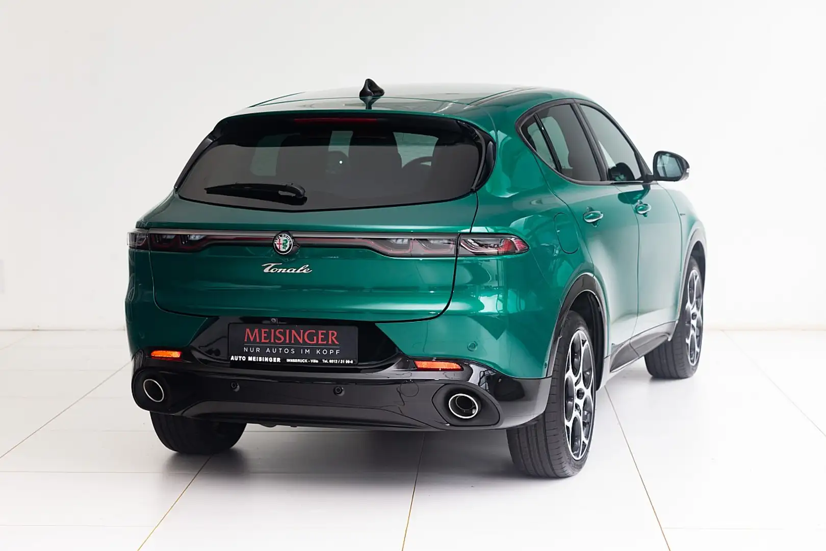 Alfa Romeo Tonale Veloce 1.3 T4 PHEV VGT e-AWD Grün - 2