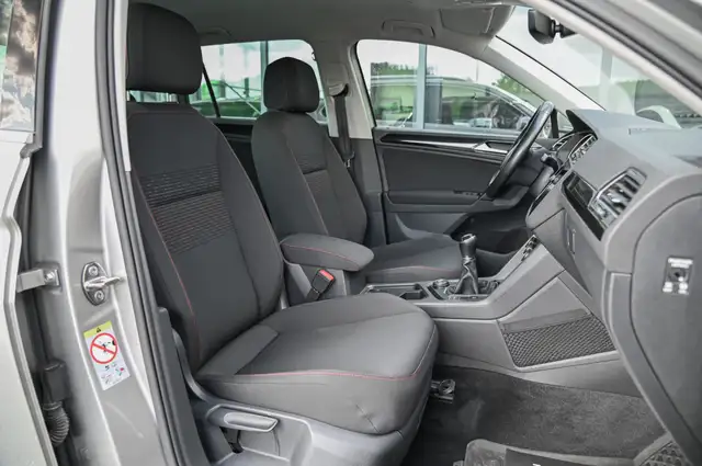 Volkswagen Tiguan view 14