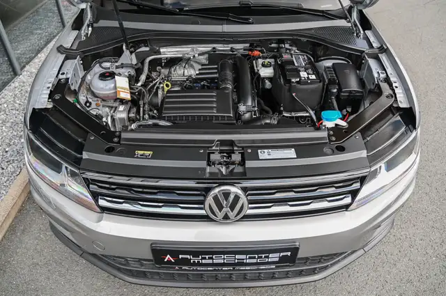 Volkswagen Tiguan view 8