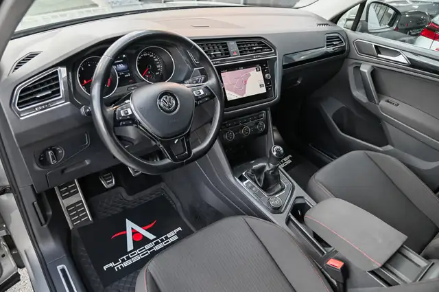 Volkswagen Tiguan view 10