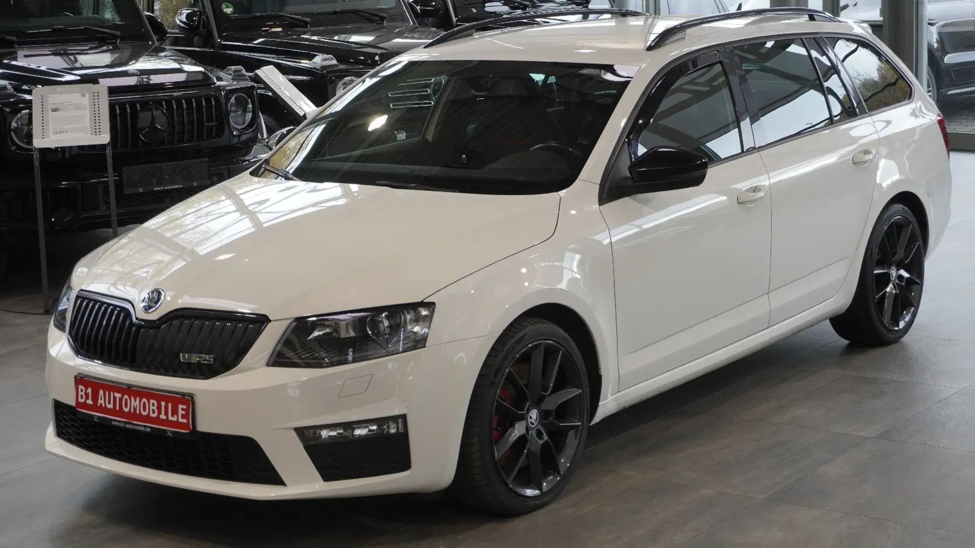 Skoda Octavia Combi RS*AHK*DAB*NAVI*RS-SITZE* Weiß - 1
