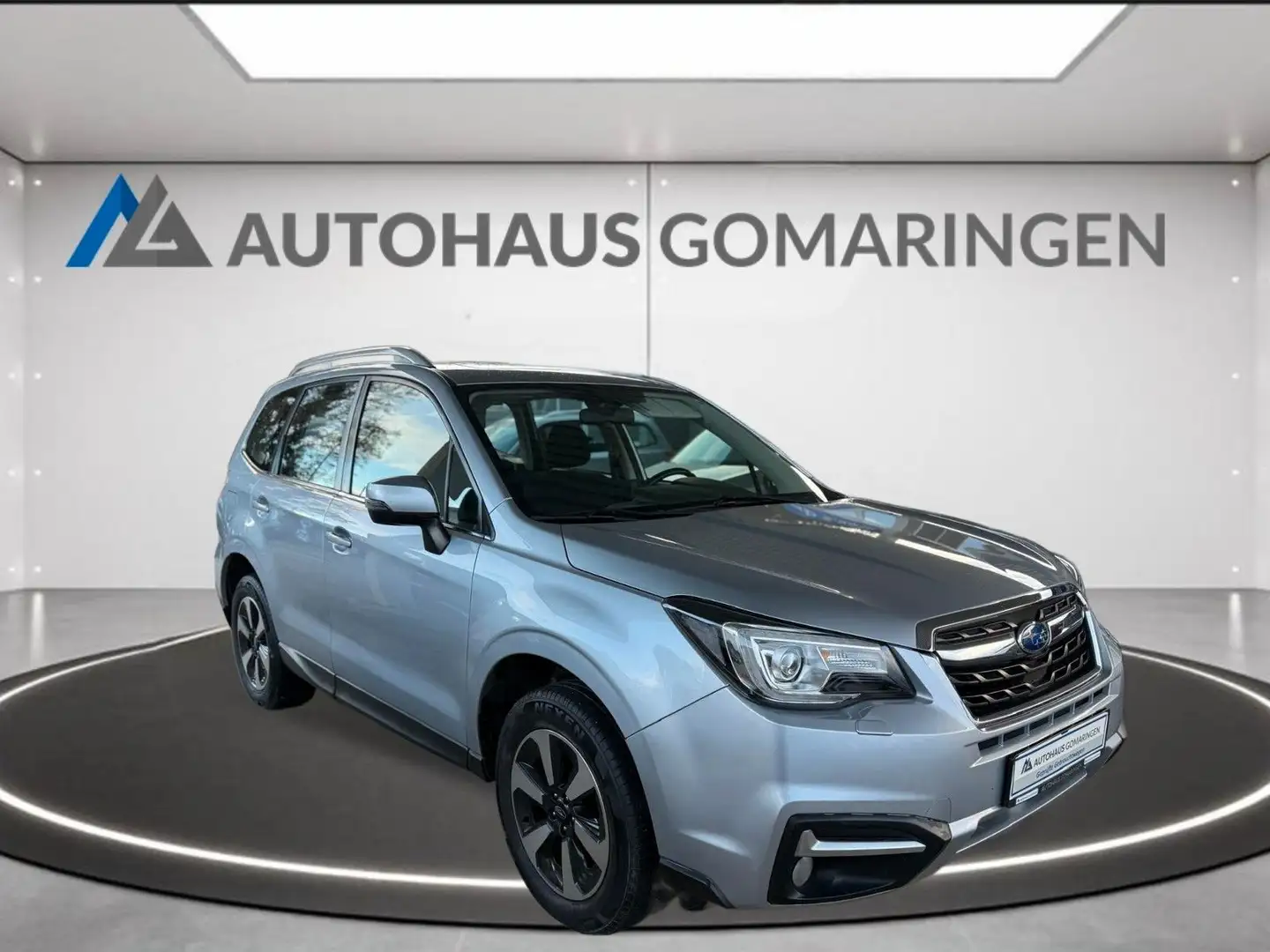 Subaru Forester Exclusive*AHK*SHZ*TEMP*KAMERA*8-fach BR Silber - 2