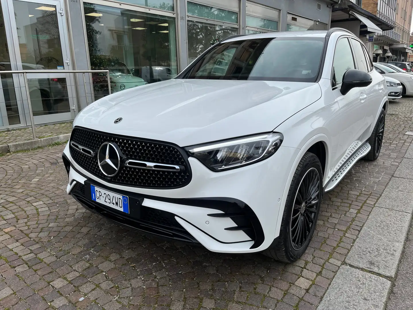 Mercedes-Benz GLC 300 GLC 300 de phev AMG Line Premium 4matic auto Wit - 1