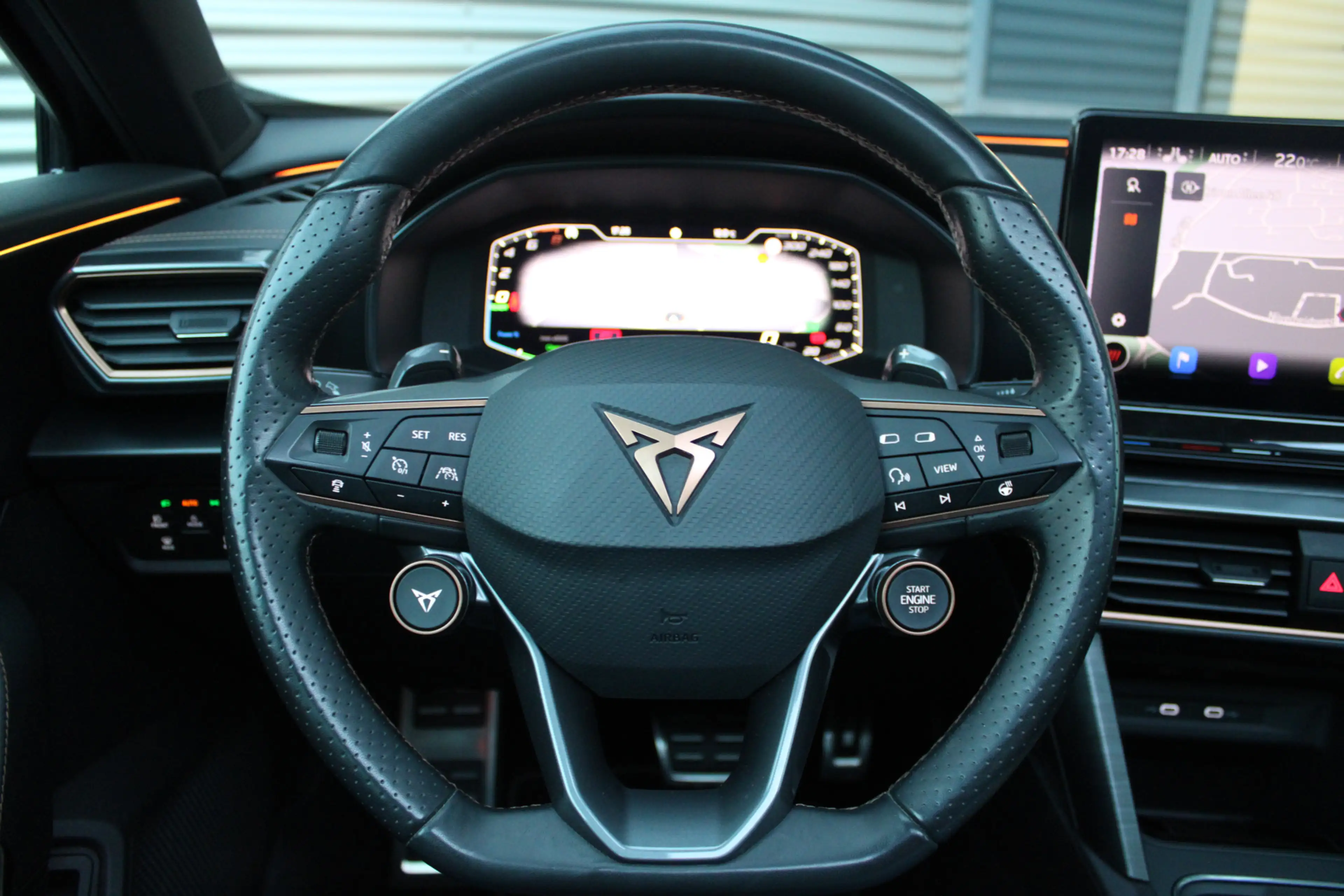 CUPRA Formentor 1.4 e-Hybrid VZ Performance NAV/CAM,PANO,SPORTSTUU — photo 11