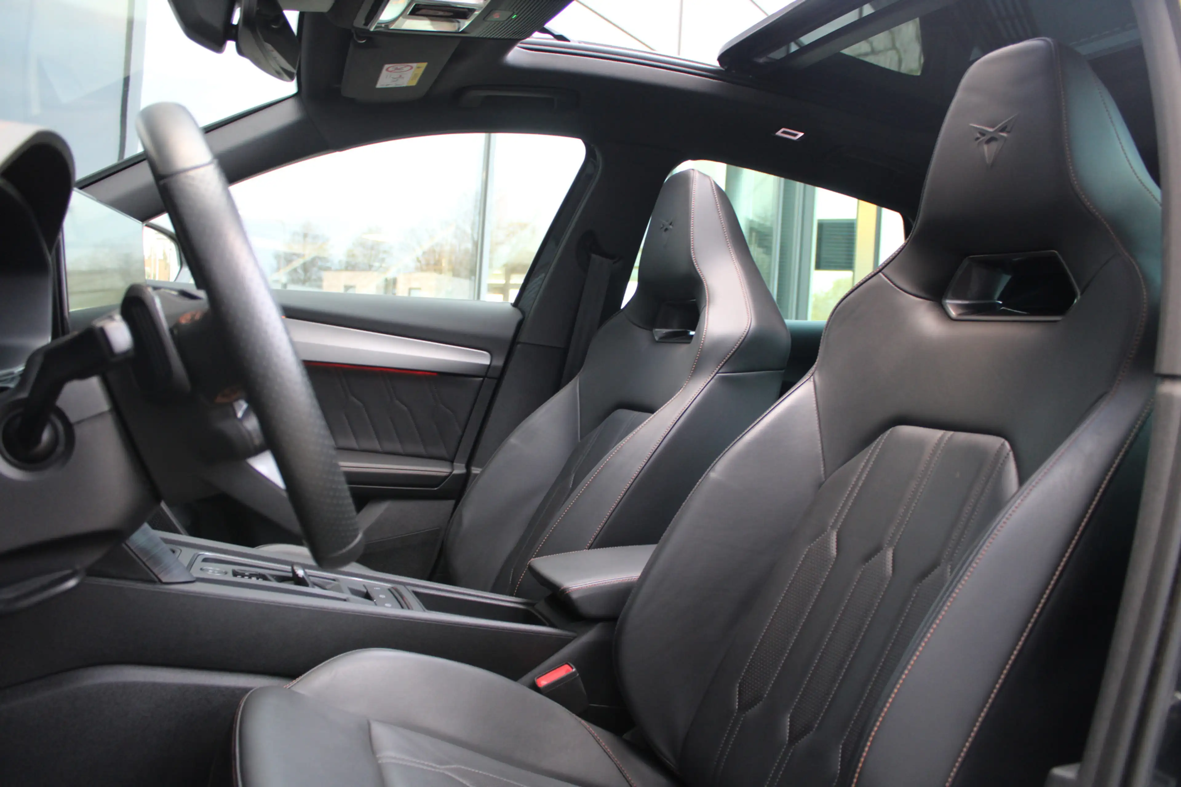 CUPRA Formentor 1.4 e-Hybrid VZ Performance NAV/CAM,PANO,SPORTSTUU — photo 9