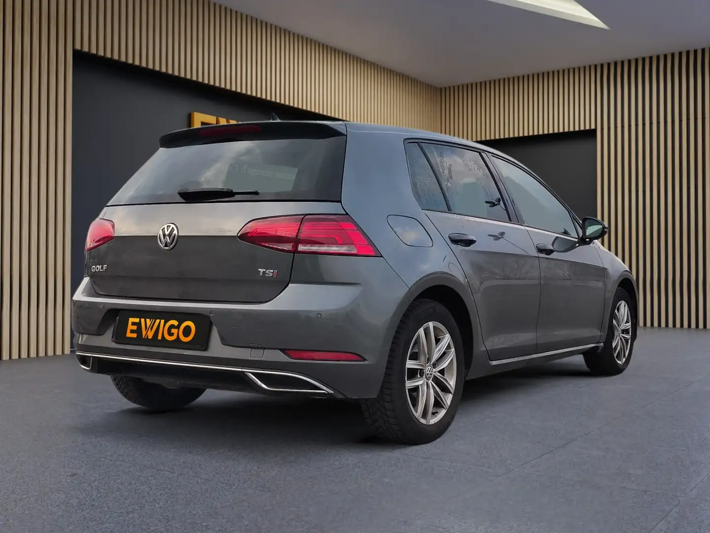 Volkswagen Golf VII 1.4 TSI 125 CONFORTLINE - 2