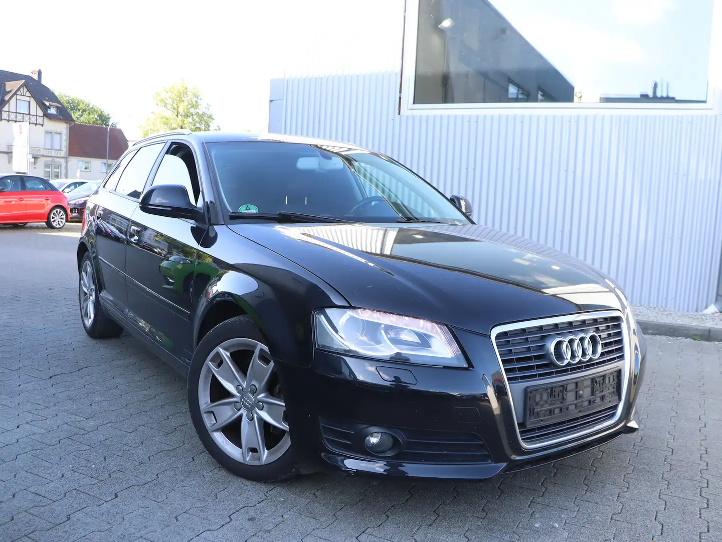 Audi A3 Sportback 1.4 TFSI AMBITION SPORT / BI-XENON Zwart - 1