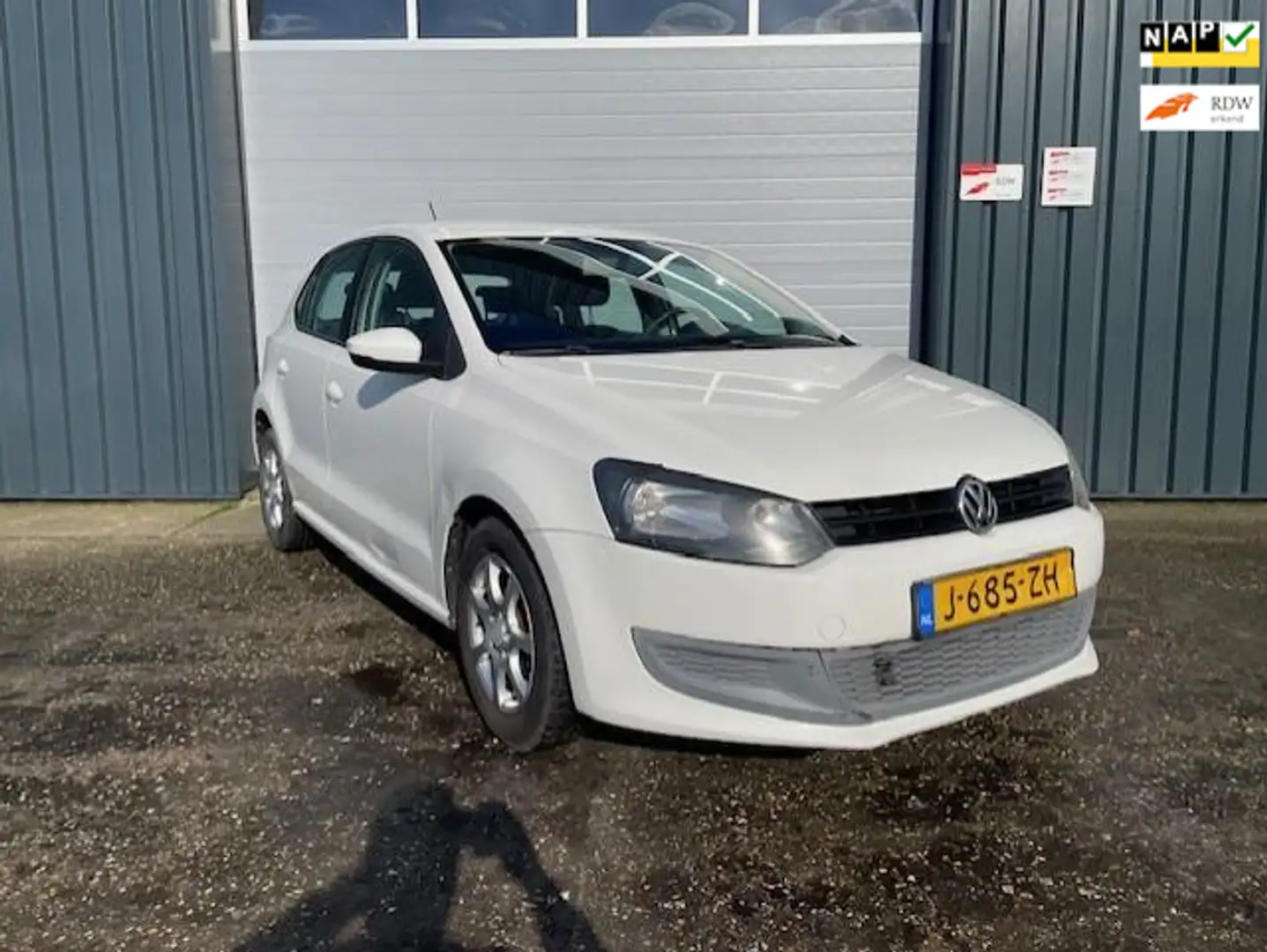 Volkswagen Polo 1.2 Easyline | Nieuwe APK Wit - 1