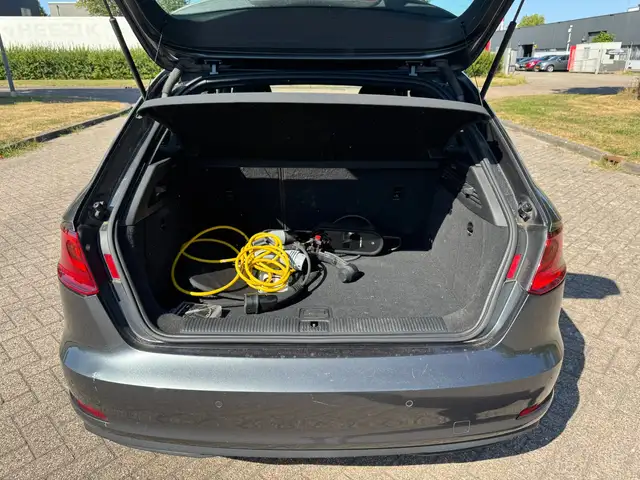 Audi A3 view 6