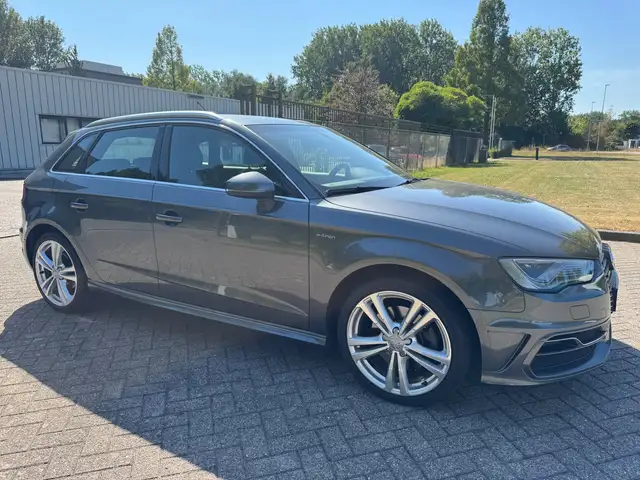 Audi A3 view 3