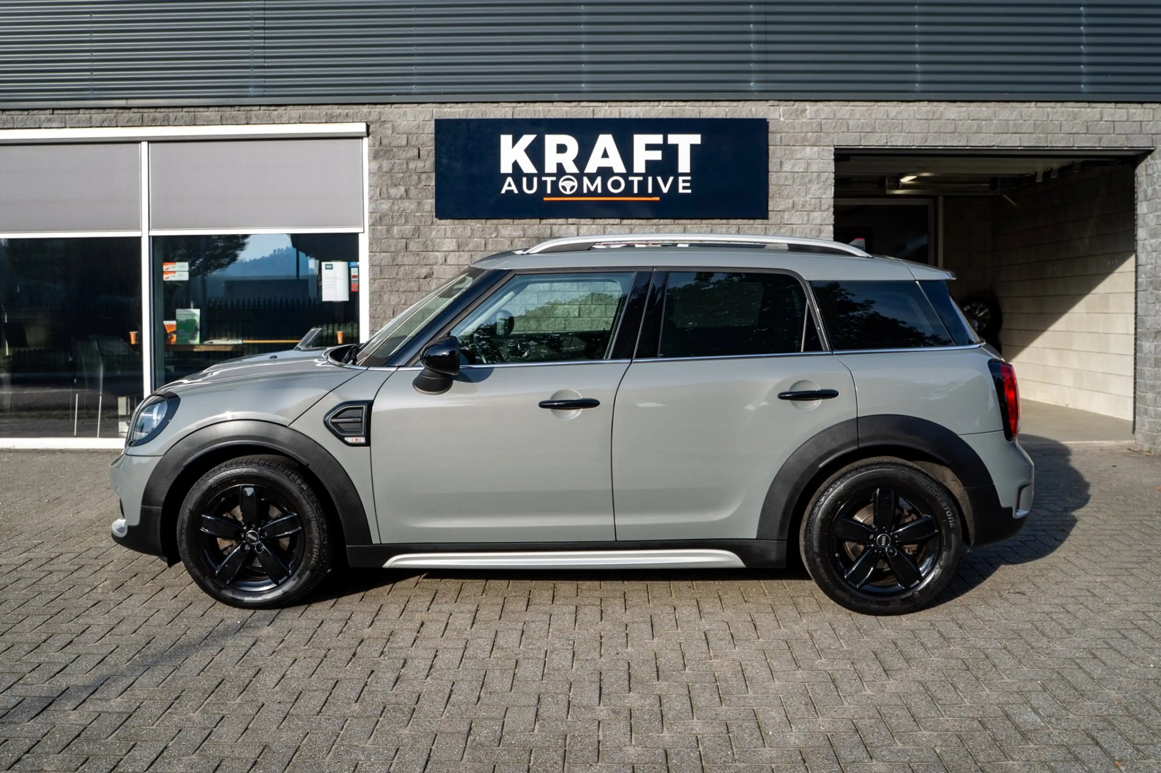 MINI One Countryman 1.5 Dutch Made Edition | Uniek | Apple Carplay | C