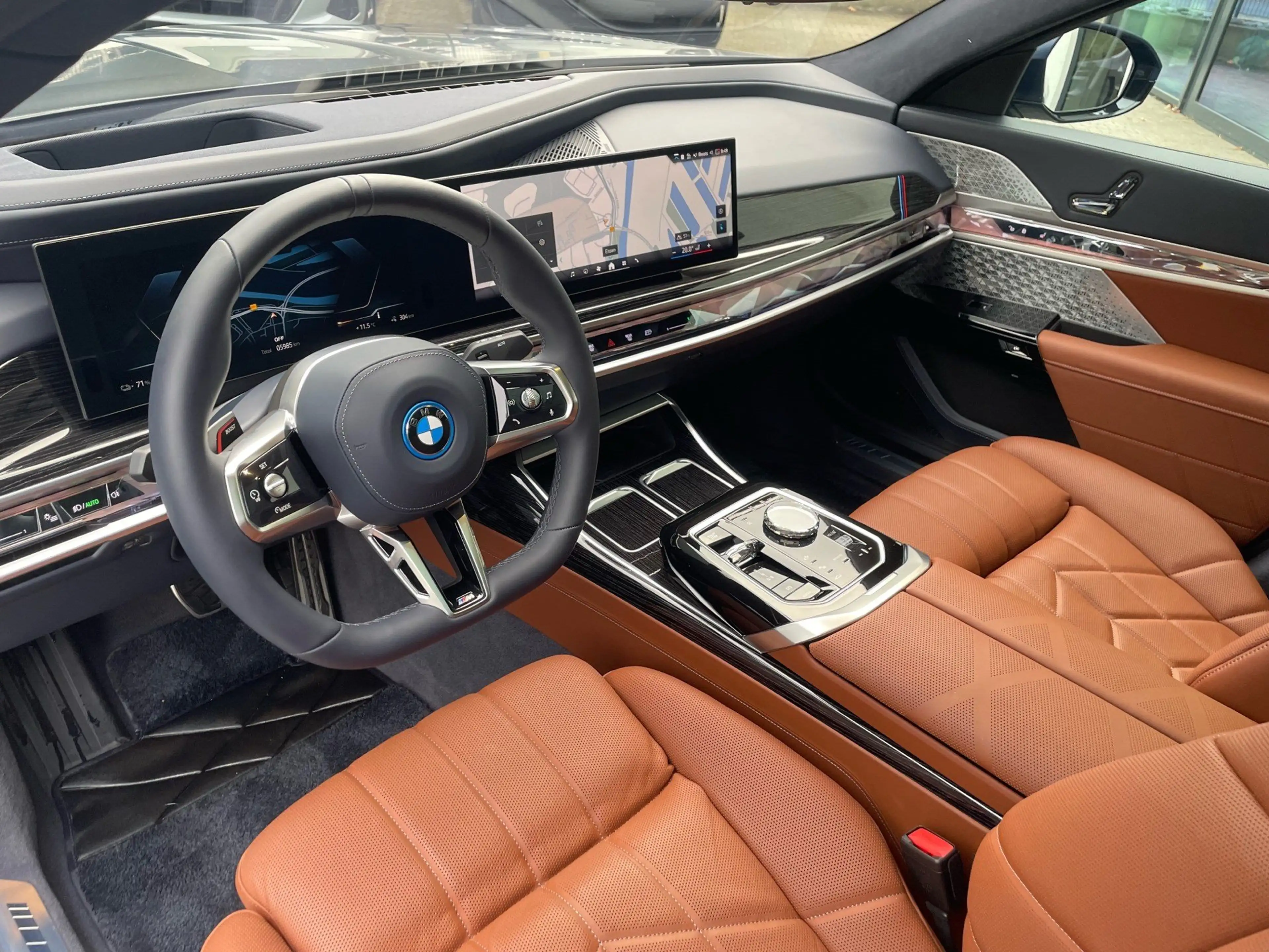 BMW i7 xDrive60 Limo || M Sport Pro Exc.Lou.Seat. — photo 4