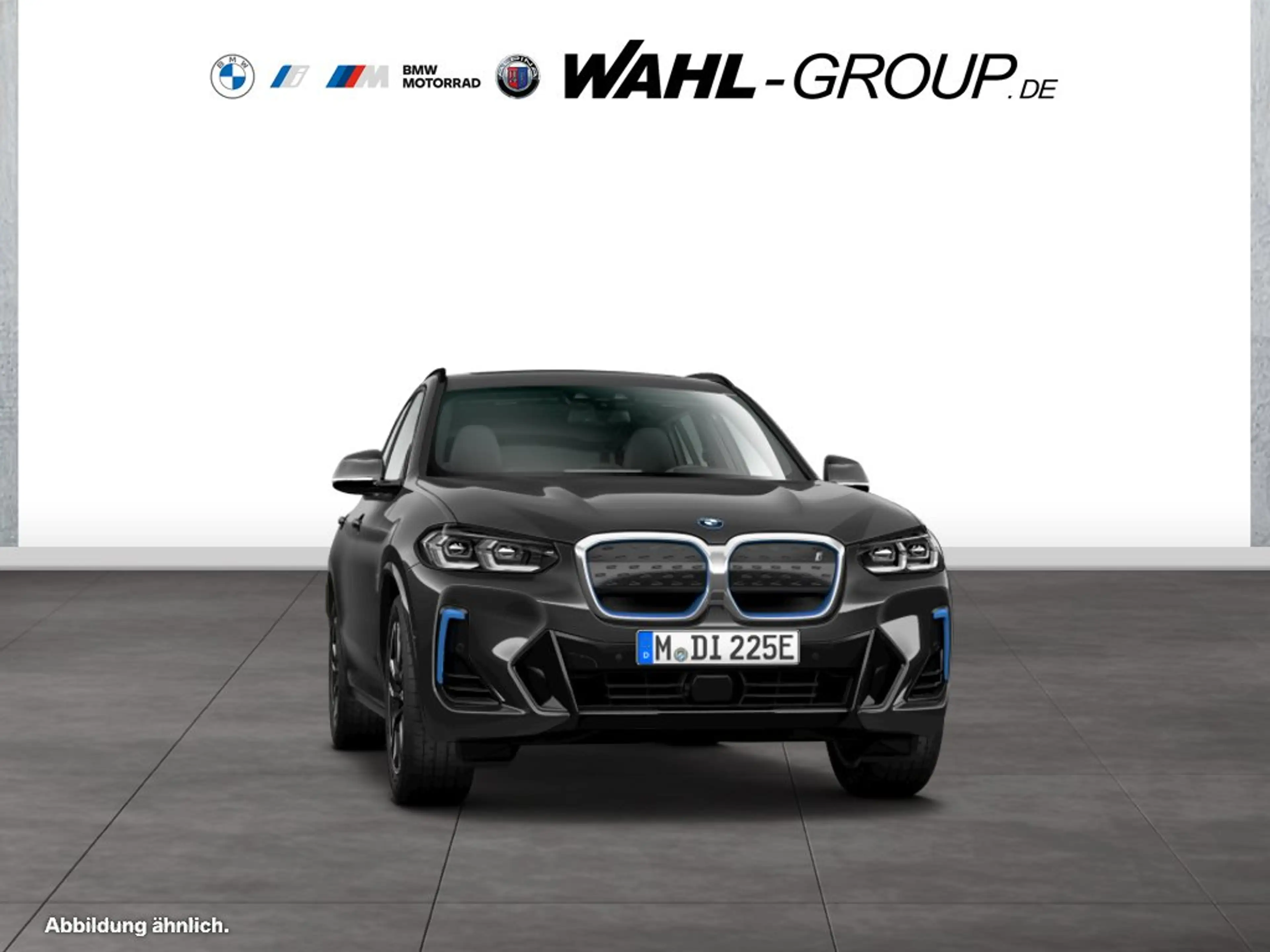 BMW iX3 M Sport — photo 11