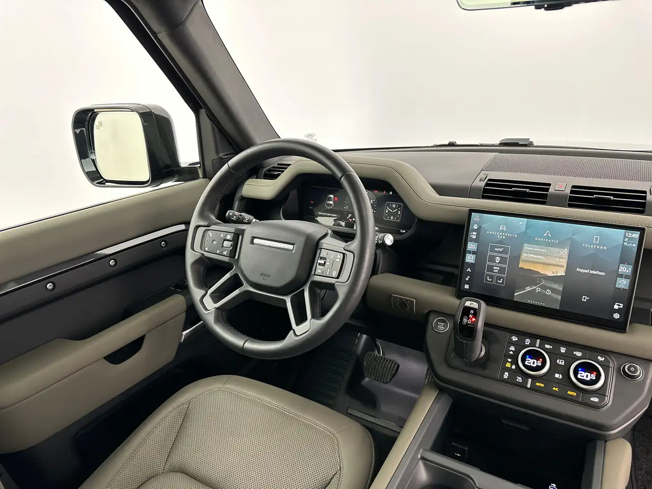 Land Rover Defender 90 P425 X-Dynamic SE AWD Auto. Lichte Vracht — foto 4