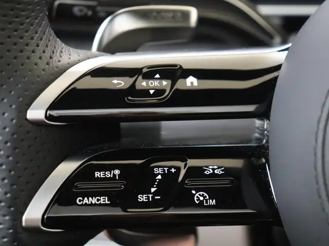 Mercedes-Benz GLE view 12