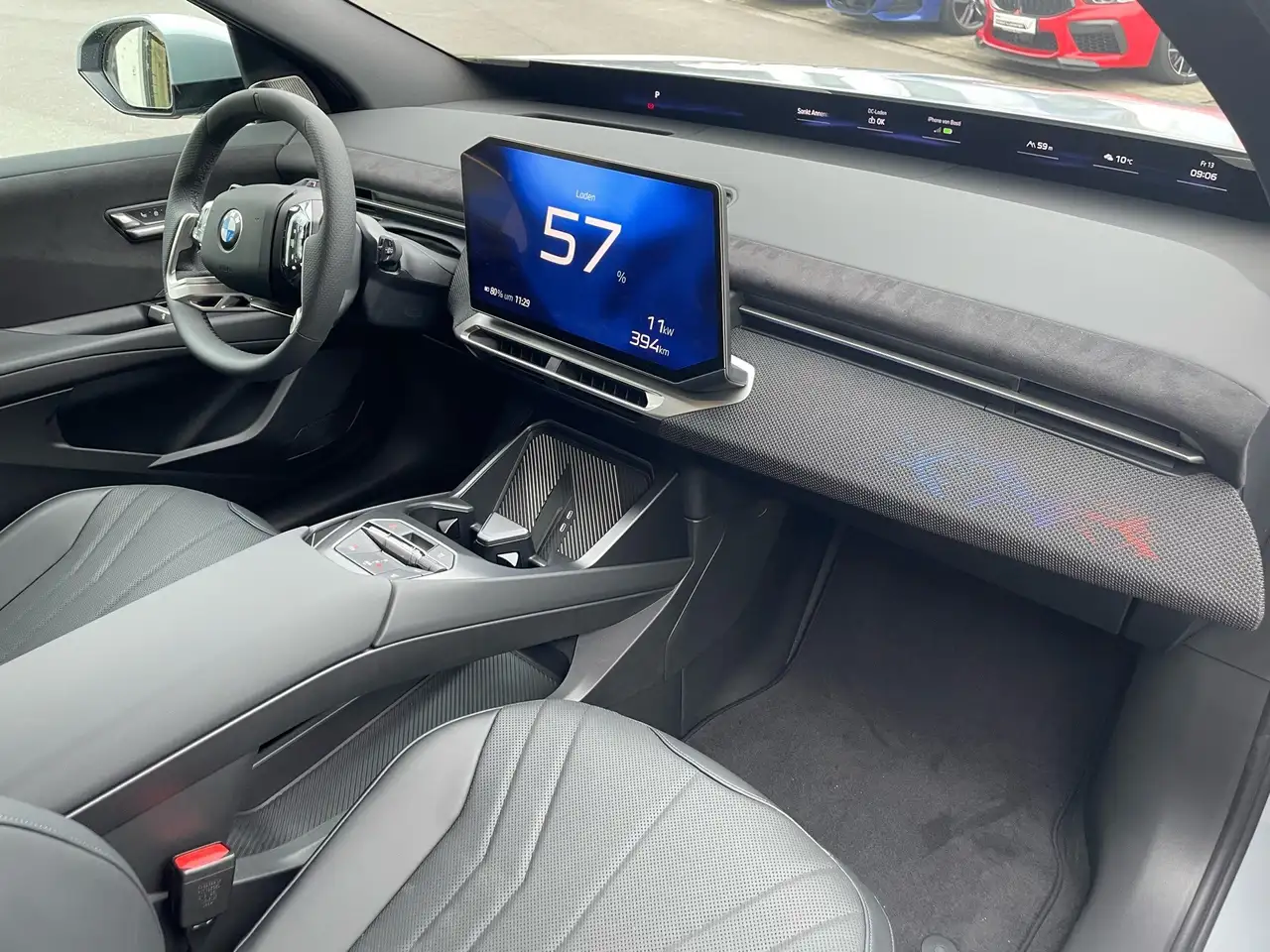 BMW iX3 50 xDrive || M Sport 21" Head-Up AHK Pano 5