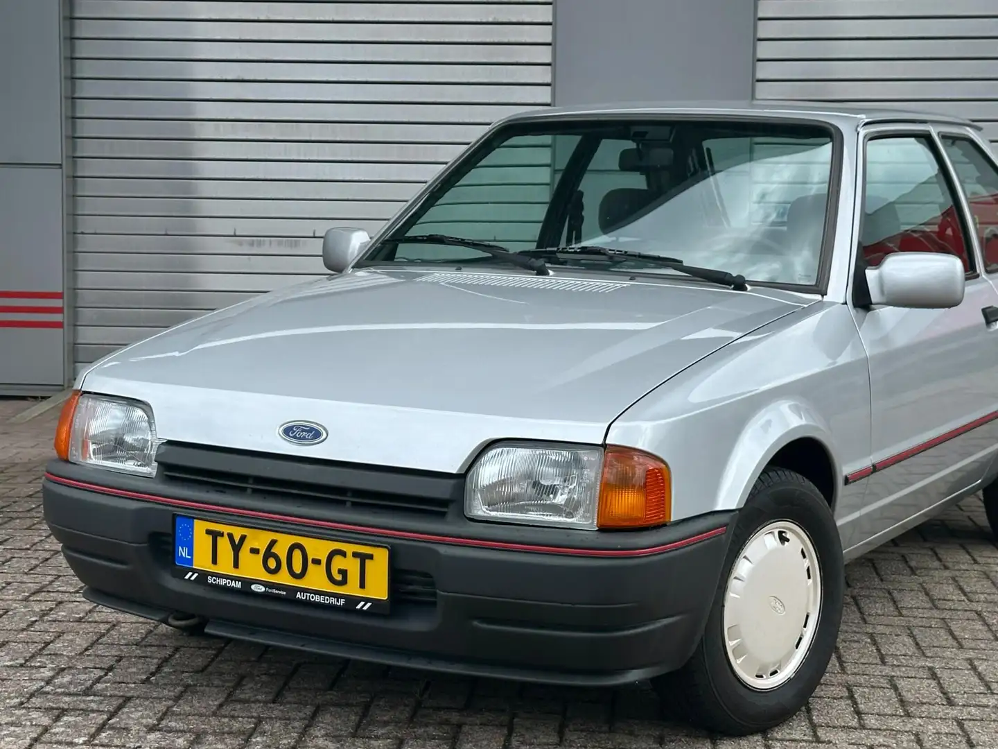 Ford Escort 1.4 CL zeer nette staat Gris - 2