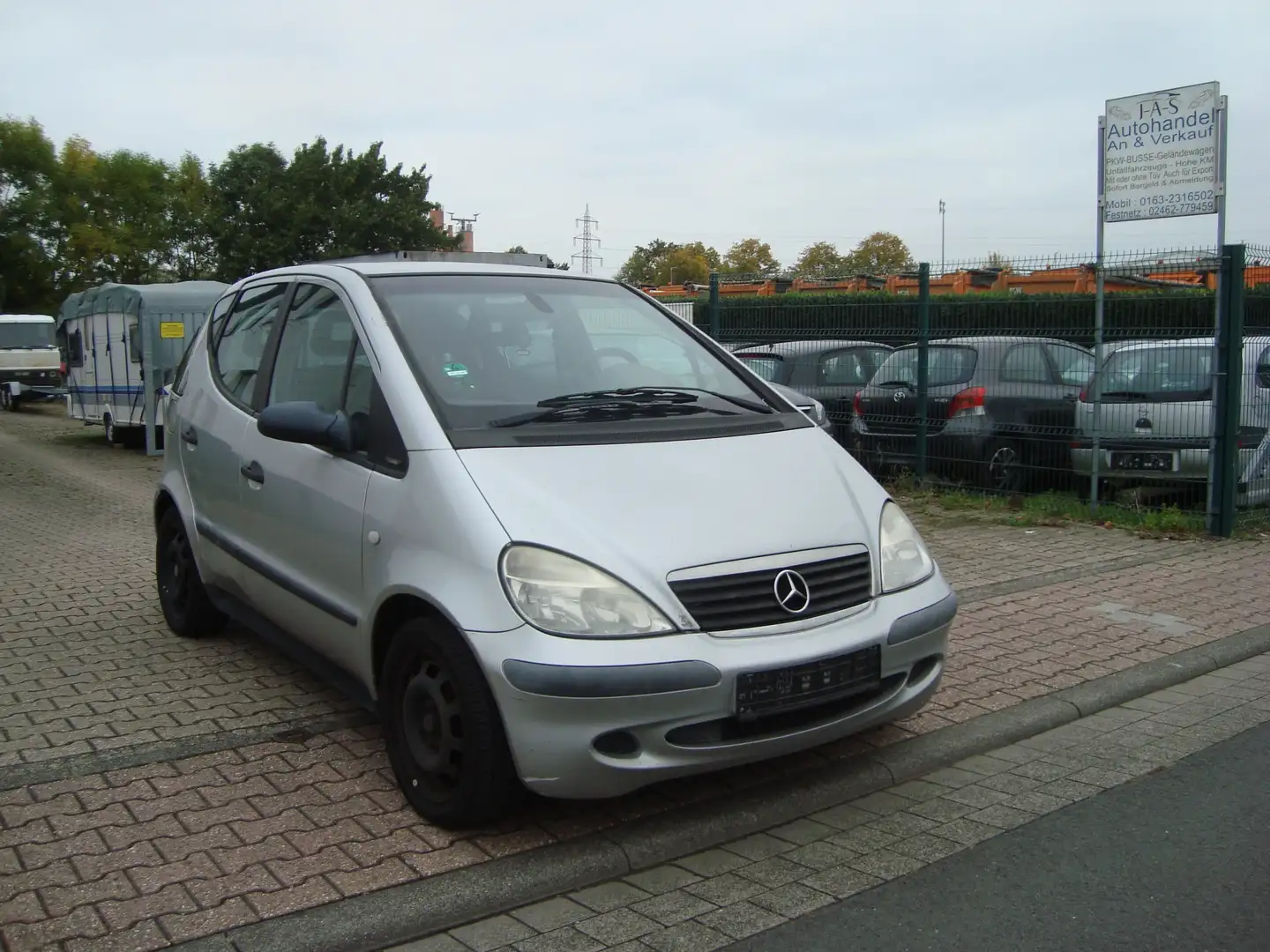 Mercedes-Benz A 160 A-Klasse Automatikgetriebe Grau - 1