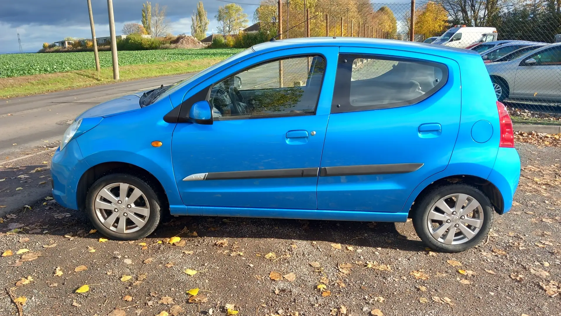 Suzuki Alto Alto 1.0 Comfort Blau - 2