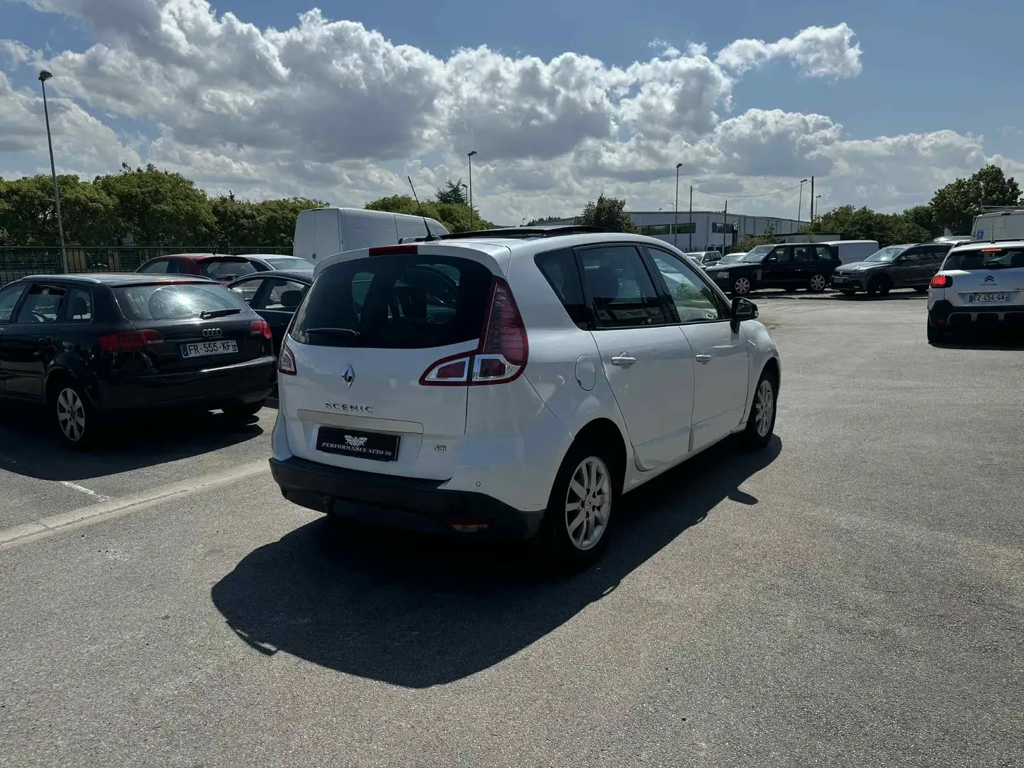 Renault Scenic III 1.6 dCi 130Ch Bose Energy White - 2