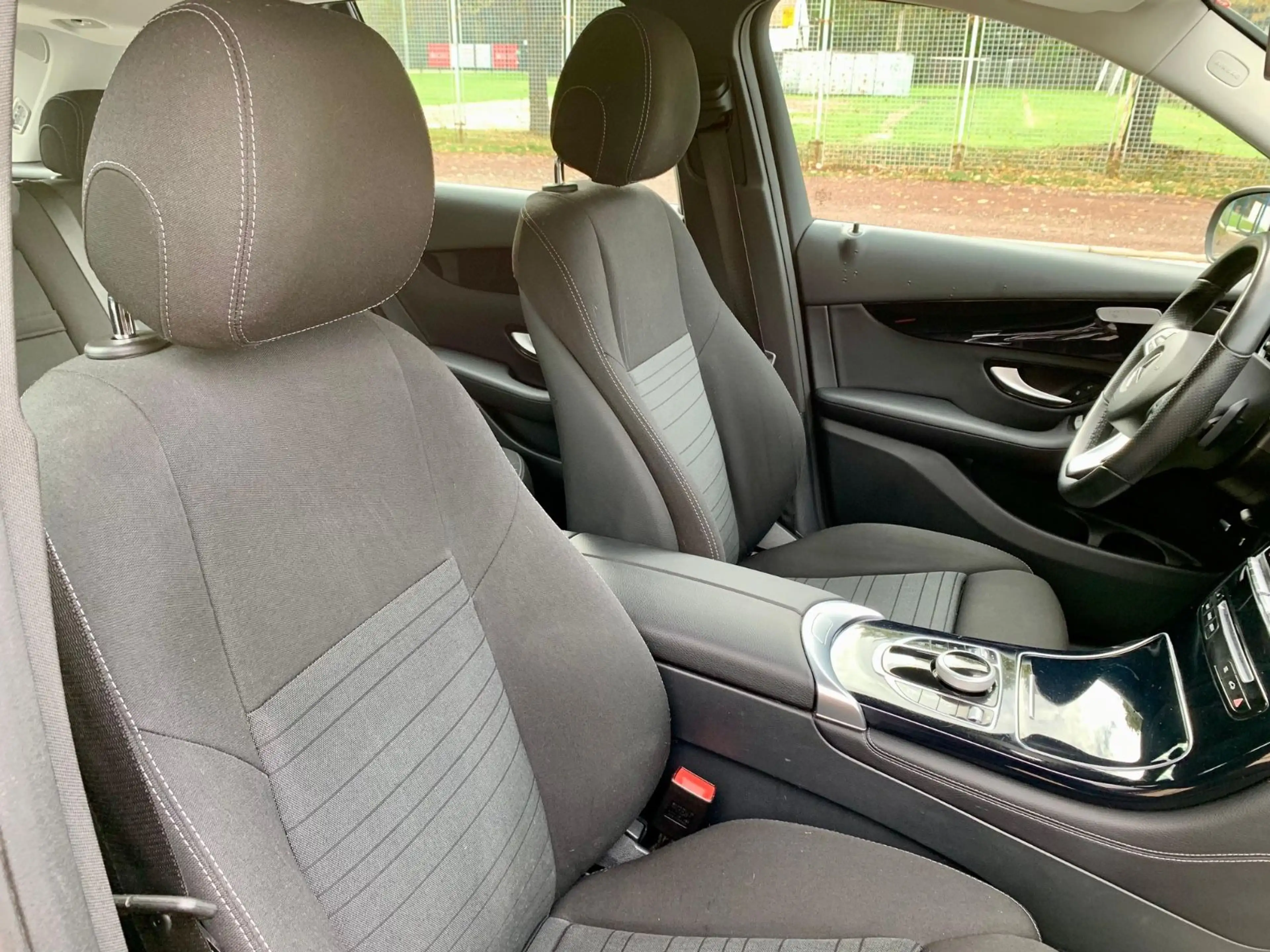 Mercedes-Benz GLC 250 d GLC  4Matic, 1.Ha, el. AHK, Service 1A — photo 14