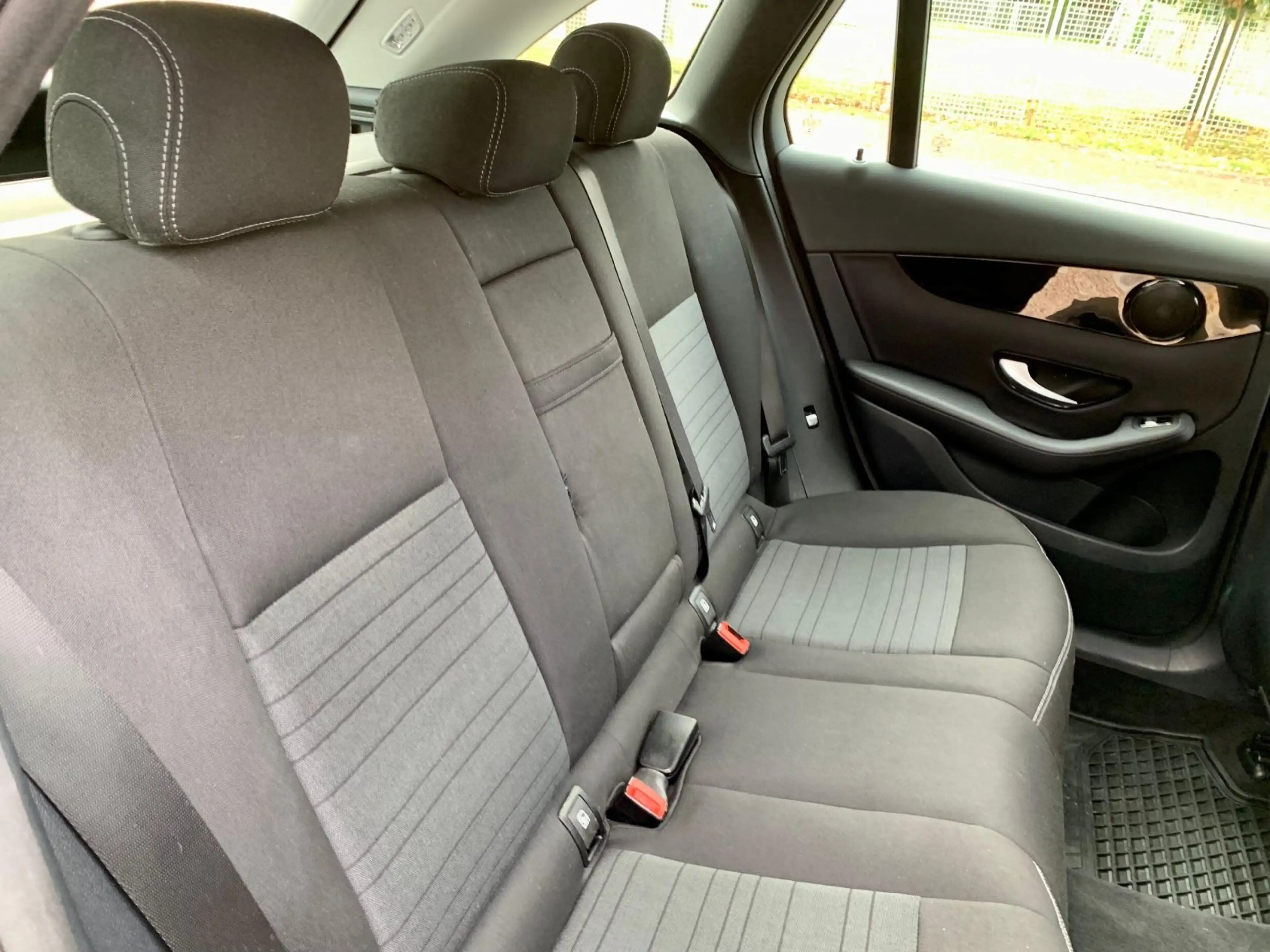 Mercedes-Benz GLC 250 d GLC  4Matic, 1.Ha, el. AHK, Service 1A — photo 15